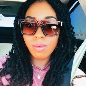 Meet your Posher, Krystal